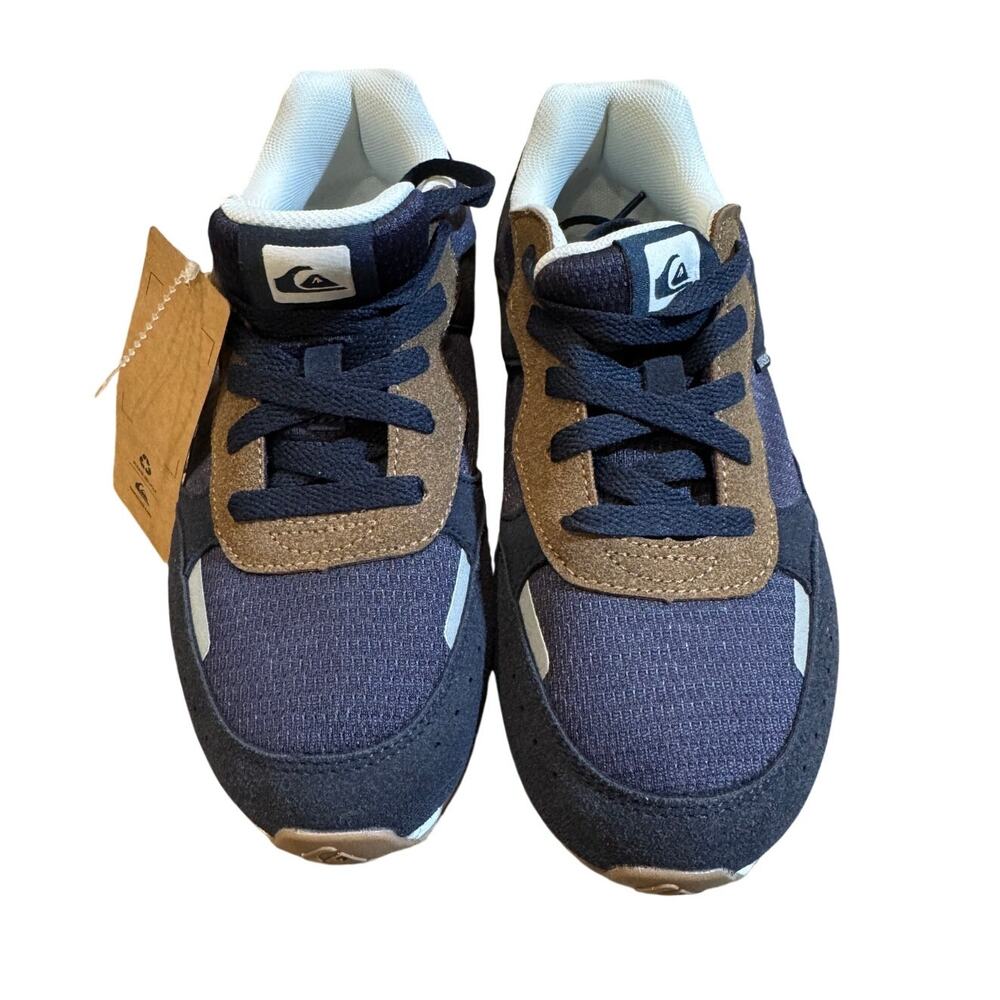 NWT Quiksilver Youth 5 Retro Sneakers